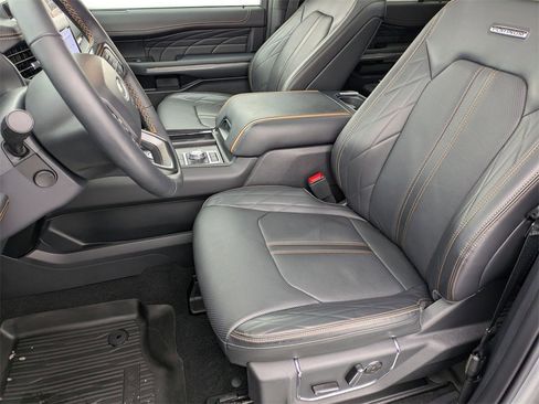 Used 2024 Ford Expedition Max Platinum image 16