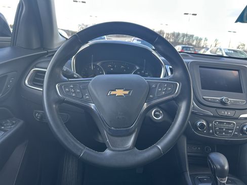 Used 2024 Chevrolet Equinox LT image 19