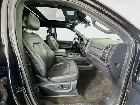 Used 2021 Ford Expedition Max Limited image 29
