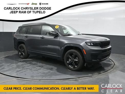 Used 2023 Jeep Grand Cherokee L Laredo AWD/4WD image 5