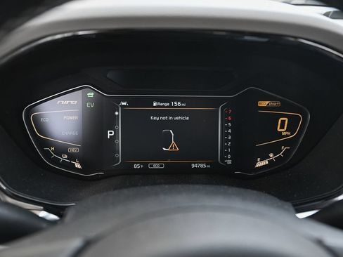 Used 2022 Kia Niro EX FWD image 25