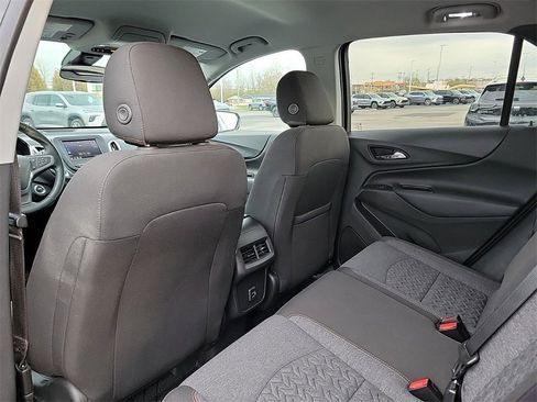 Used 2023 Chevrolet Equinox LT image 12