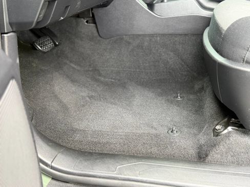 Used 2021 Toyota Tacoma TRD Sport image 8