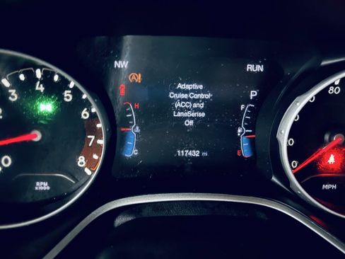Used 2021 Jeep Compass Limited FWD image 38