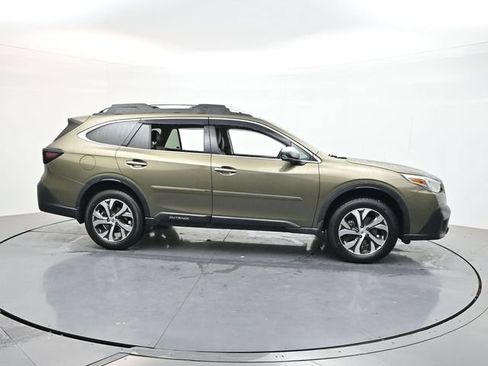 Used 2021 Subaru Outback Touring XT AWD/4WD image 6