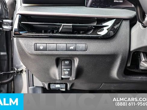 Certified 2025 Nissan Murano SV image 27