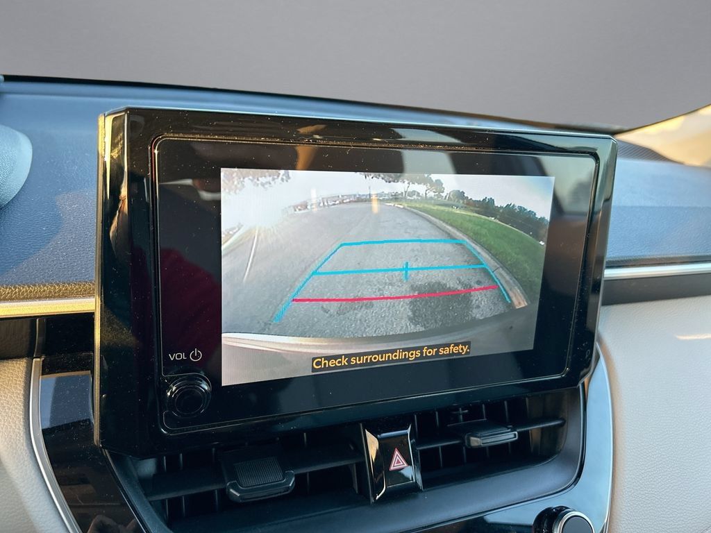 Certified 2025 Toyota Corolla Cross L FWD image 22