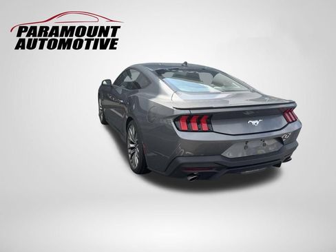 Used 2026 Ford Mustang Premium RWD image 8