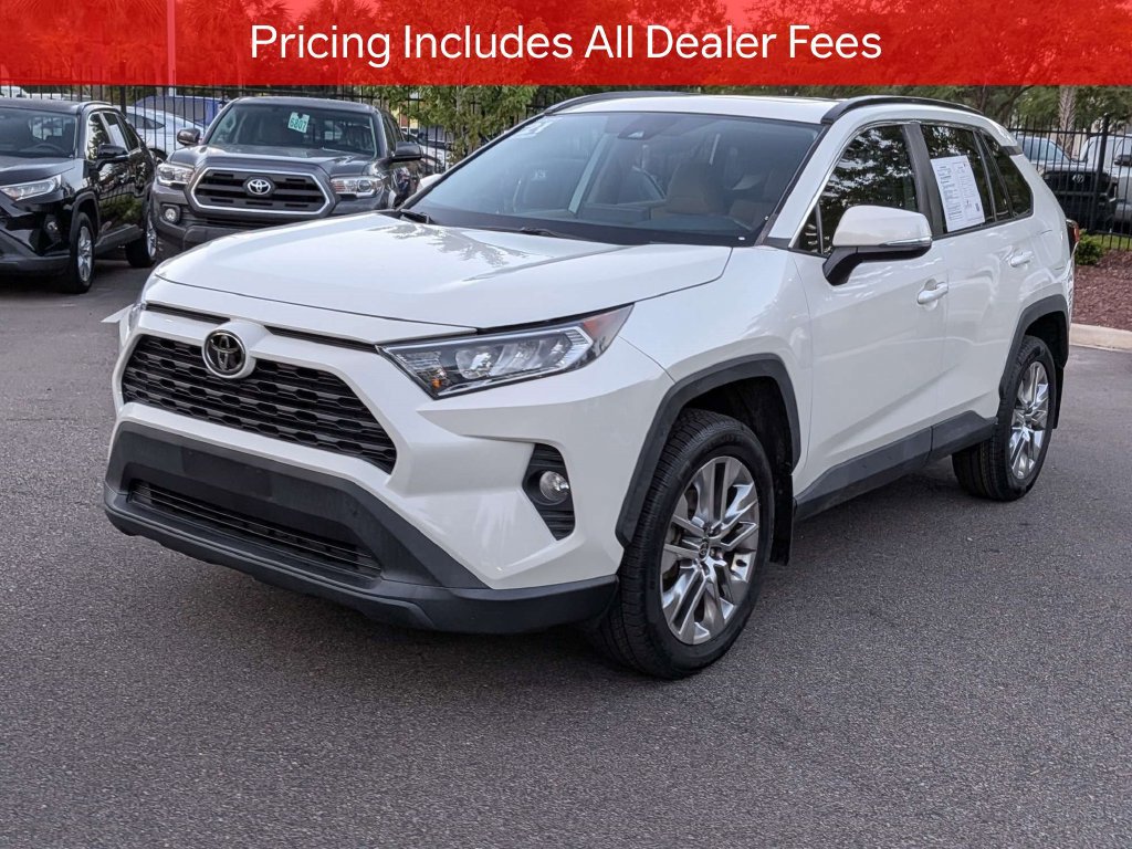 Certified 2021 Toyota RAV4 XLE Premium FWD image 9