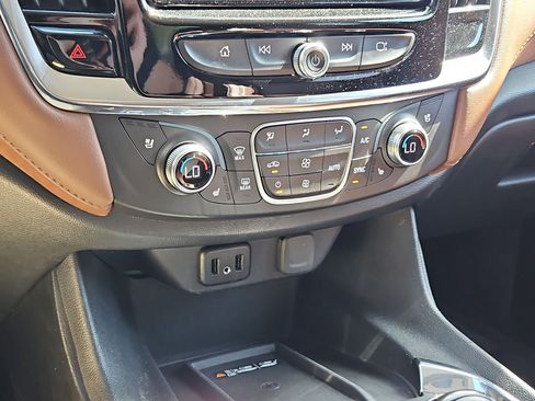 Used 2018 Chevrolet Traverse High Country image 21