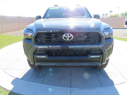 Used 2025 Toyota 4Runner TRD Off-Road image 2