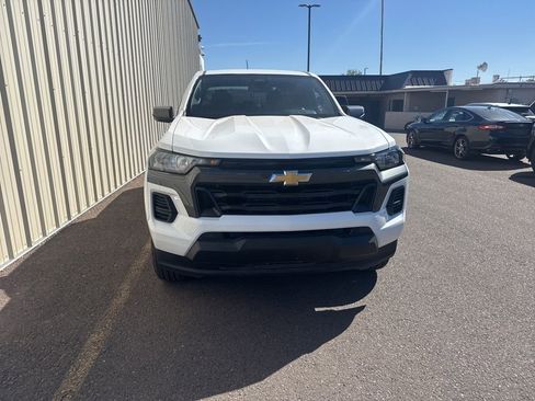 Used 2024 Chevrolet Colorado LT image 12