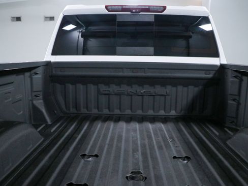 Used 2021 GMC Sierra 2500 Denali w/ Denali Ultimate Package AWD/4WD image 32