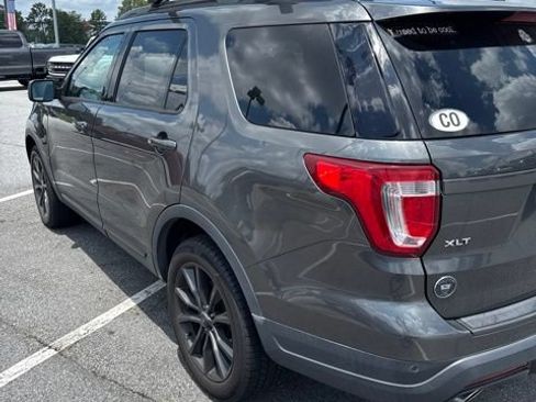 Used 2019 Ford Explorer XLT w/ Equipment Group 202A AWD/4WD image 4