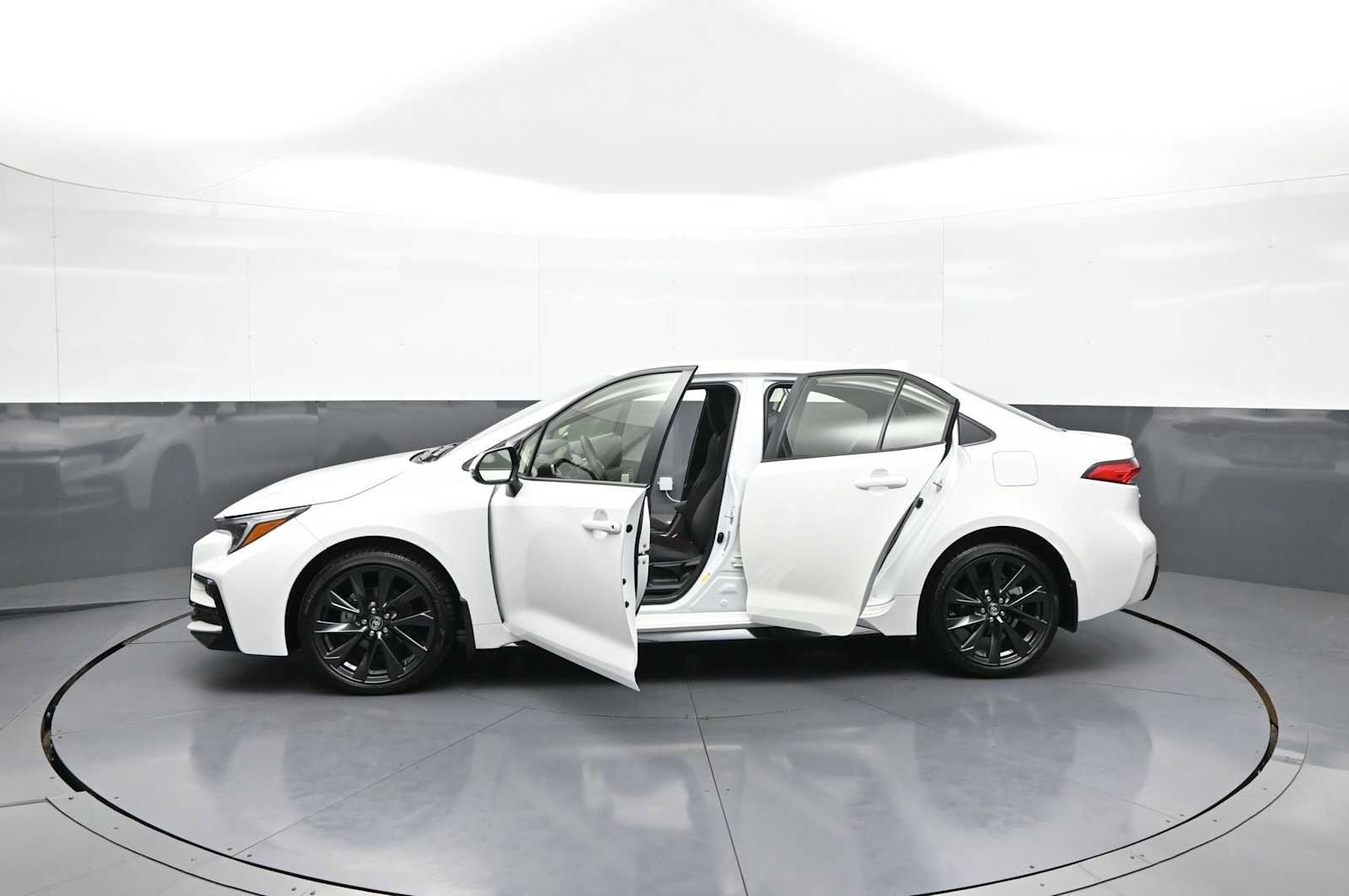 Certified 2026 Toyota Corolla SE FWD image 42