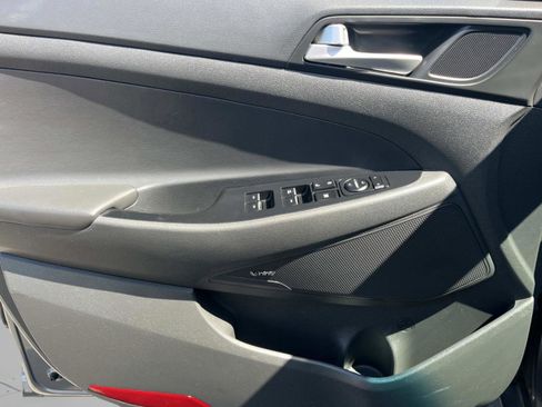 Used 2019 Hyundai Tucson Limited FWD image 38