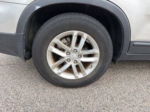 Used 2015 Kia Sorento LX FWD image 29