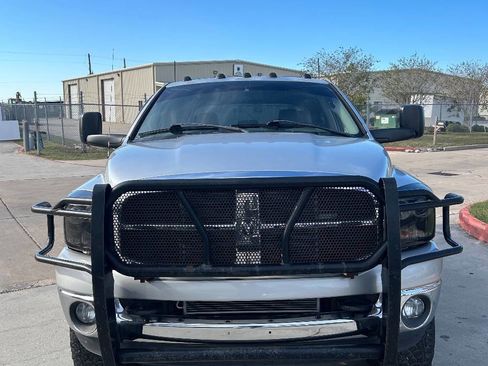 Used 2006 Dodge Ram 3500 Truck SLT image 9