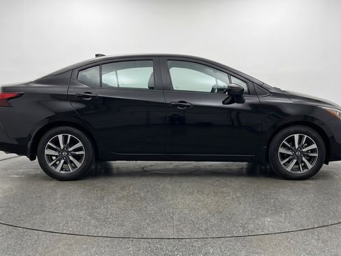 Used 2025 Nissan Versa SV FWD image 11