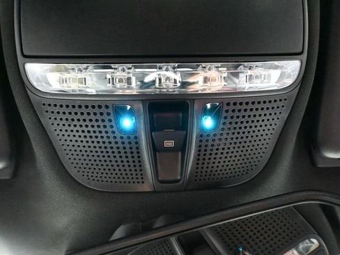 Used 2019 Mercedes-Benz GLC 43 AMG 4MATIC image 33