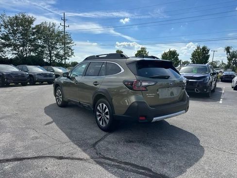 Certified 2025 Subaru Outback Limited AWD/4WD image 5