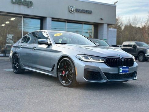 Used 2023 BMW 540i xDrive w/ M Sport Package image 7