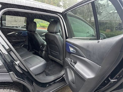 New 2026 Chevrolet Equinox EV LT image 13