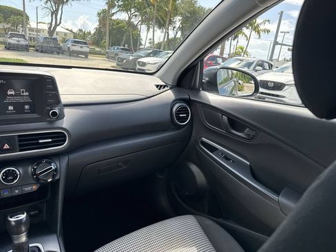 Used 2019 Hyundai Kona SEL FWD image 15