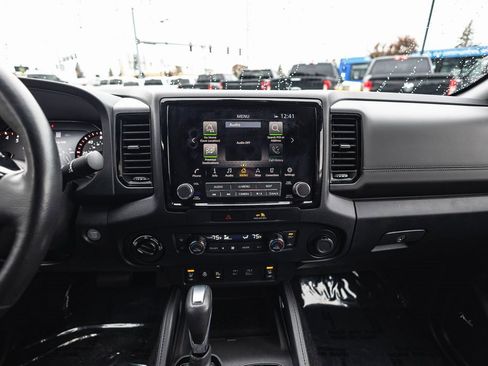 Used 2022 Nissan Frontier PRO-4X w/ Pro-4X Premium Package image 32
