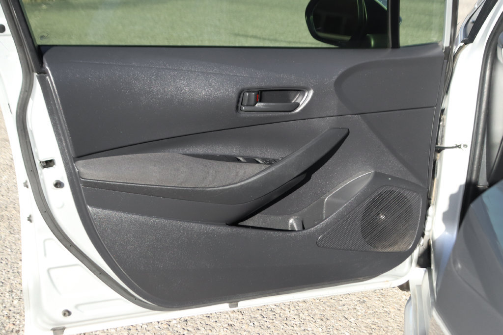Used 2022 Toyota Corolla LE FWD image 14