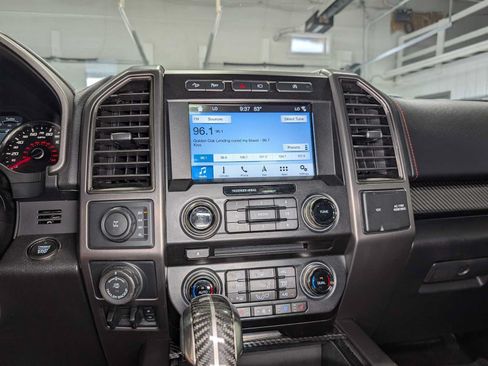 Used 2018 Ford F150 Raptor w/ Equipment Group 802A Luxury AWD/4WD image 34