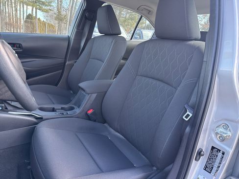 Used 2023 Toyota Corolla LE image 12