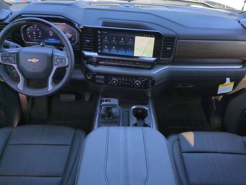New 2026 Chevrolet Silverado 1500 High Country AWD/4WD image 14