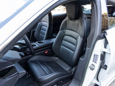 Certified 2023 Porsche Taycan Turbo image 5