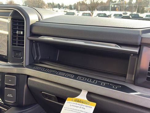 New 2026 Ford F450 Platinum w/ FX4 Off-Road Package image 26