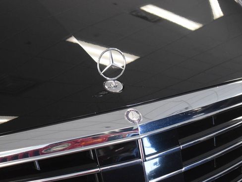Used 2015 Mercedes-Benz S 550 S 550 4dr Sedan image 48