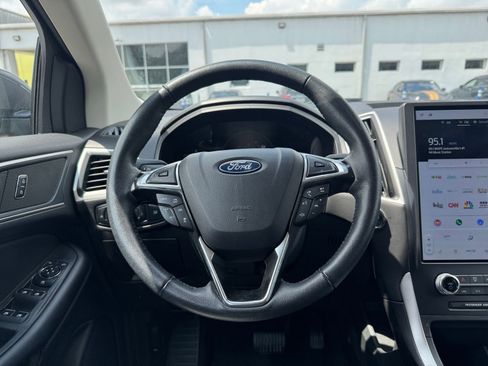 Used 2024 Ford Edge SEL image 27