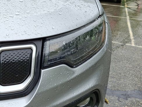 Certified 2022 Jeep Compass Latitude w/ Sun and Sound Group image 9