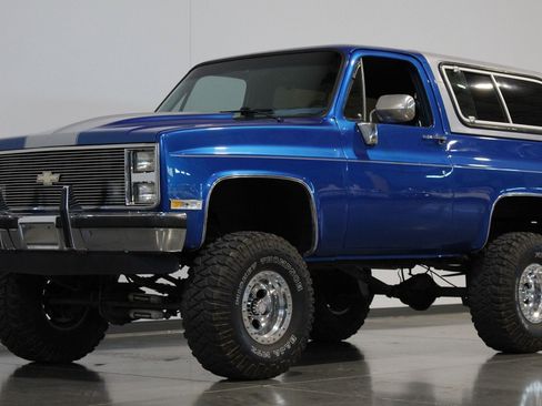 Used 1987 Chevrolet Blazer 4WD image 34