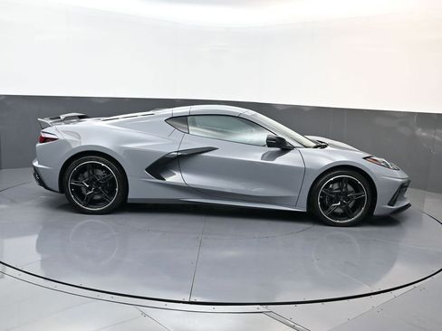 Used 2024 Chevrolet Corvette Stingray Coupe w/ Z51 Performance Package image 2