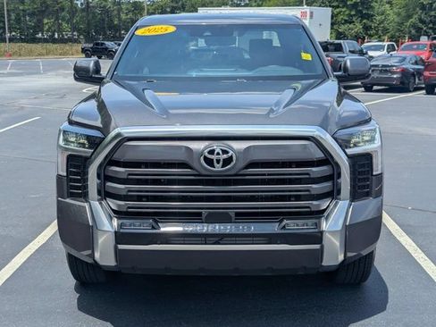 Used 2025 Toyota Tundra Limited AWD/4WD image 2