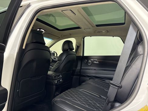 Used 2024 Genesis GV80 3.5T w/ Prestige Package image 18