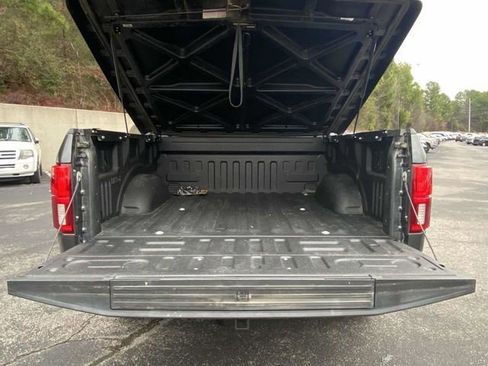Used 2020 Ford F150 Lariat image 12