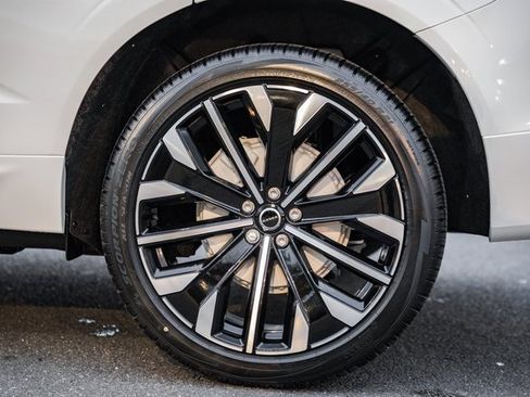 New 2026 Volvo XC60 B5 Ultra w/ Protection Package Premier image 18