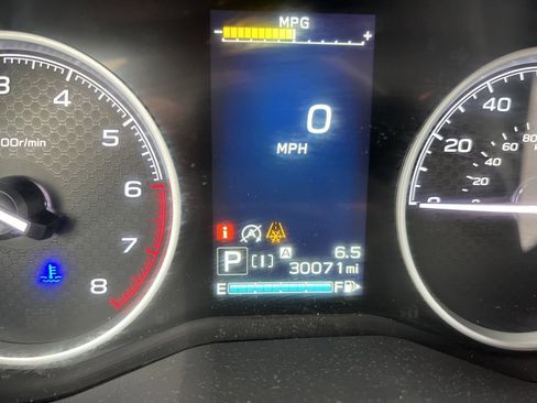 Used 2023 Subaru Forester Premium image 4