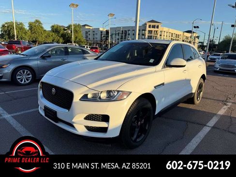 Used 2020 Jaguar F-PACE image 1