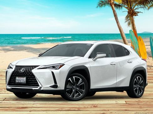 Used 2022 Lexus UX 200 w/ Accessory Package (Z2) image 2