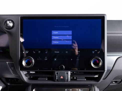 Used 2026 Lexus GX 550 w/ Accessory Package (2T) image 42