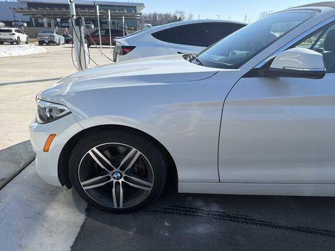 Used 2017 BMW 230i xDrive Convertible image 5