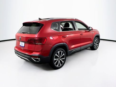 Used 2022 Volkswagen Taos SE AWD/4WD image 5
